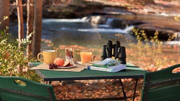 Área de parrillas y picnic