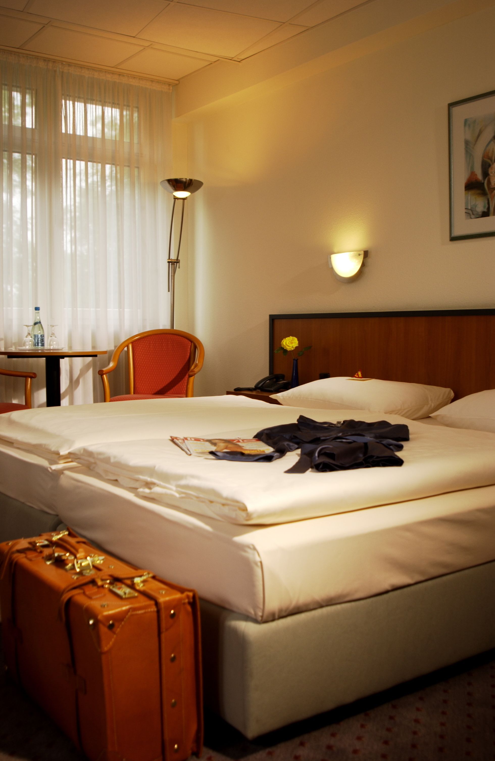 comfort double room, 1 double bed, non smoking | minibar, desk, free wifi, bed sheets