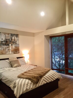 3 bedrooms, iron/ironing board, WiFi