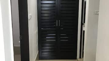 House, 1 Bedroom (HHF-40-6-1 ) | 1 bedroom, blackout curtains, iron/ironing board, free WiFi