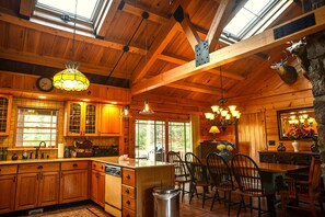 Dining - STUNNING LOG HOME Colgate Lake!!!! Kayaks & SUP Included! Very Private!  (East Jewett)
