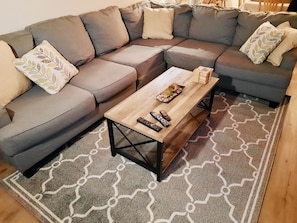 Smart TV, fireplace, DVD player, books