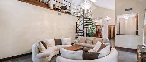 スマートテレビ、暖炉