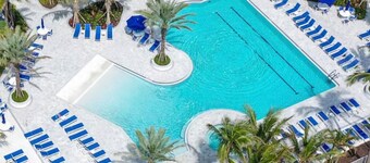 Beach Getaway with lots to do in Hutchinson Island