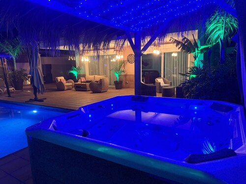 Detached Villa with Private Pool, close to all amenities and a blue flag beach