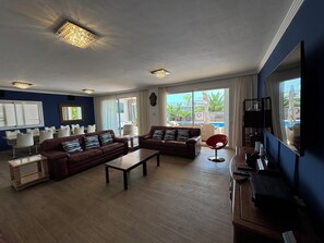 Smart TV, video games, DVD player, foosball