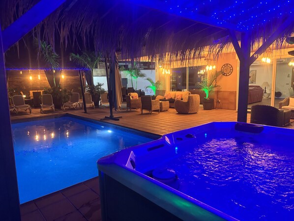 Piscine extérieure, piscine chauffée