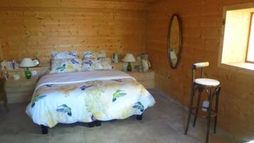 1 soverom, reiseseng for barn, wi-fi (inkludert) og sengetøy