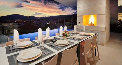 Belle villa avec vue mer Ă 2 minutes du centre de Trogir - Villa Trogir