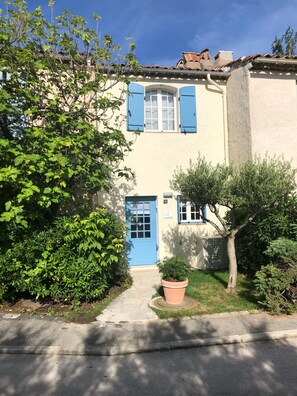 Extérieur