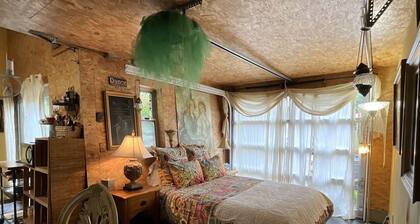 à seulement 2 miles de Sonoma's Plaza et à 2 pùtés de maisons du Fairmont