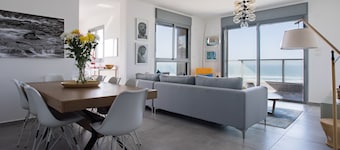 Romantisk oase med havudsigt Gå til stranden. 7 min. Tel-Aviv Ctr, perfekt beliggenhed