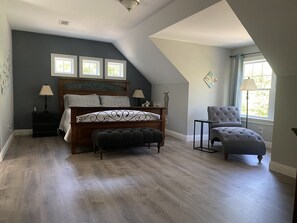 4 soverom, strykejern/-brett, wi-fi (inkludert) og sengetøy