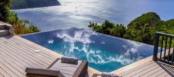 Stylish, Secluded Villa with Pool, Hot tub and Stunning Views