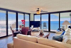 Smart TV, DVD player