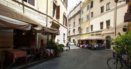 2 bedrooms and 2 bathrooms in Piazza Navona Area - AirConditioning, Wi-Fi