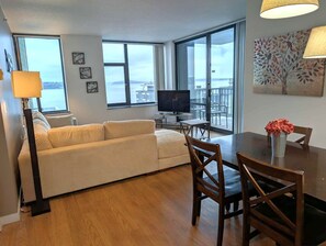 Smart TV, DVD player, stereo