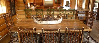 Log Home Great For Families! Walk to Frisco Main Street. Near Copper Mtn.