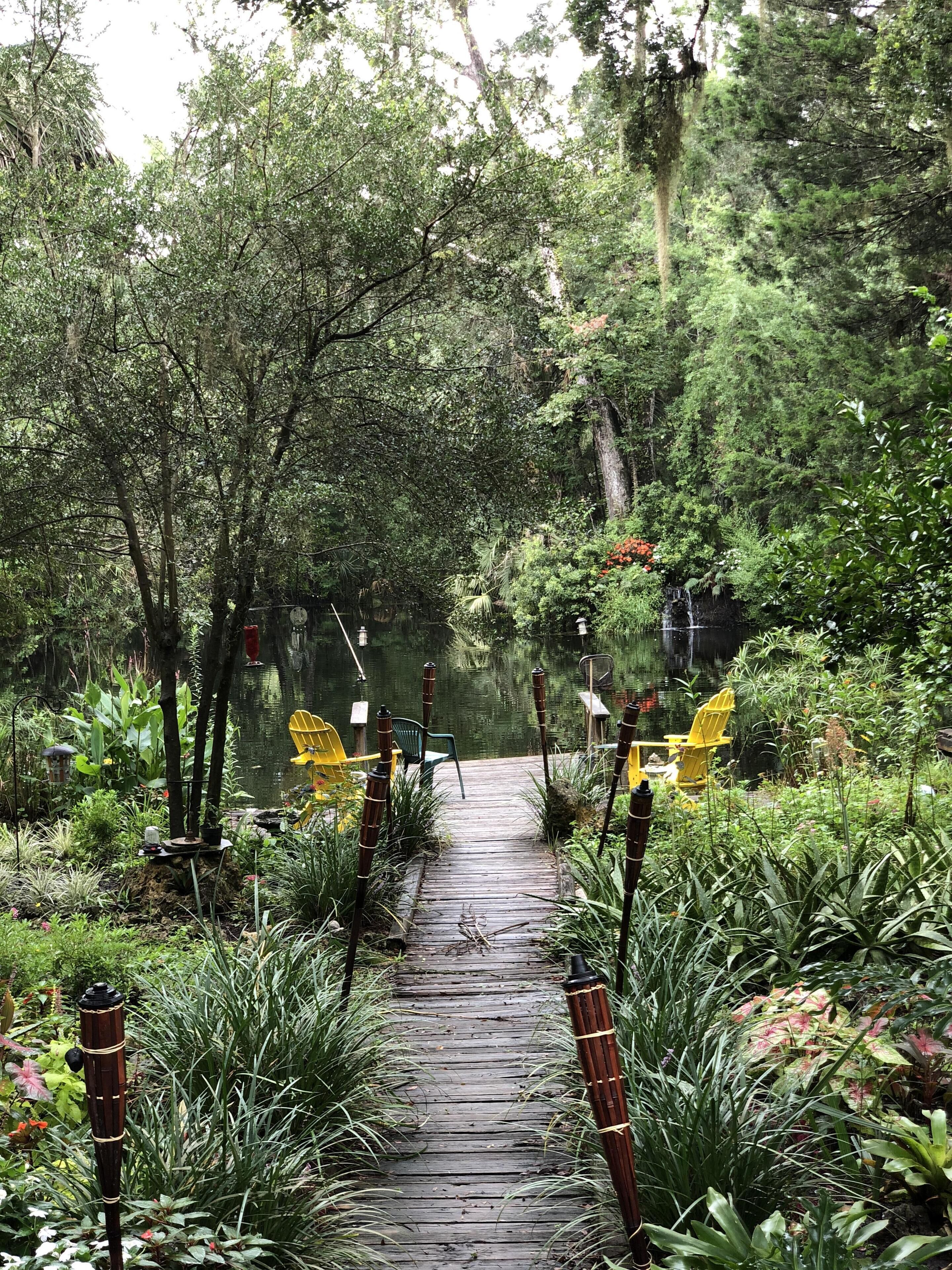 المنطقة المحيطة بالمنشأة