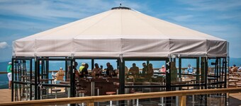 VERLAAGD 4 FALL / 🍁 / OZ / Dplex Home / 2BRM / 2BTH / SLEEPS6 / CLUB2min / Wifi / Cable / 0clng fee.