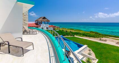 CASA FLOR DE MAYO OCEANFRONT AVEC GRANDE PISCINE INFINITY