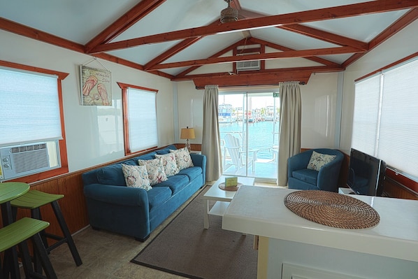 Smart TV, stereo - Waterfront Sunset View Aqua Villa at Conch Shell @ Mangrove Resort LLC (Tavernier)