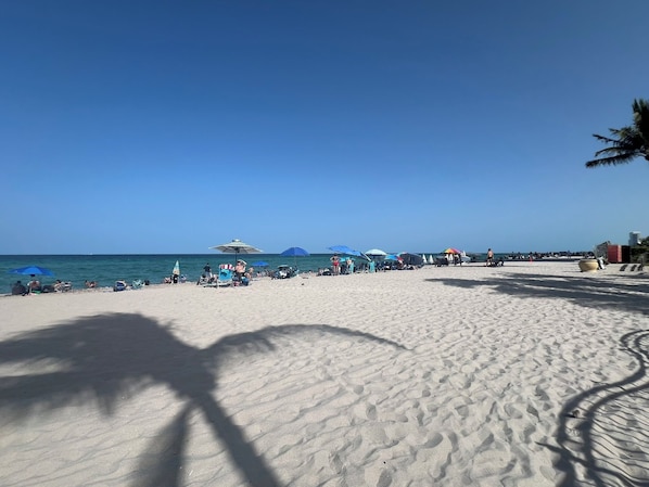 Ubicación a pie de playa y toallas de playa