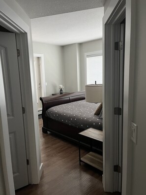 2 bedrooms, free WiFi, bed sheets, wheelchair access