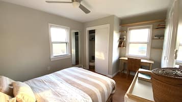 1 bedroom, desk, iron/ironing board, free WiFi