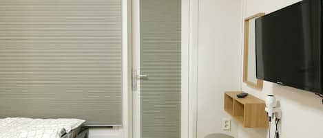 Habitación con 2 camas individuales (Foreigner Only) | Wifi gratis