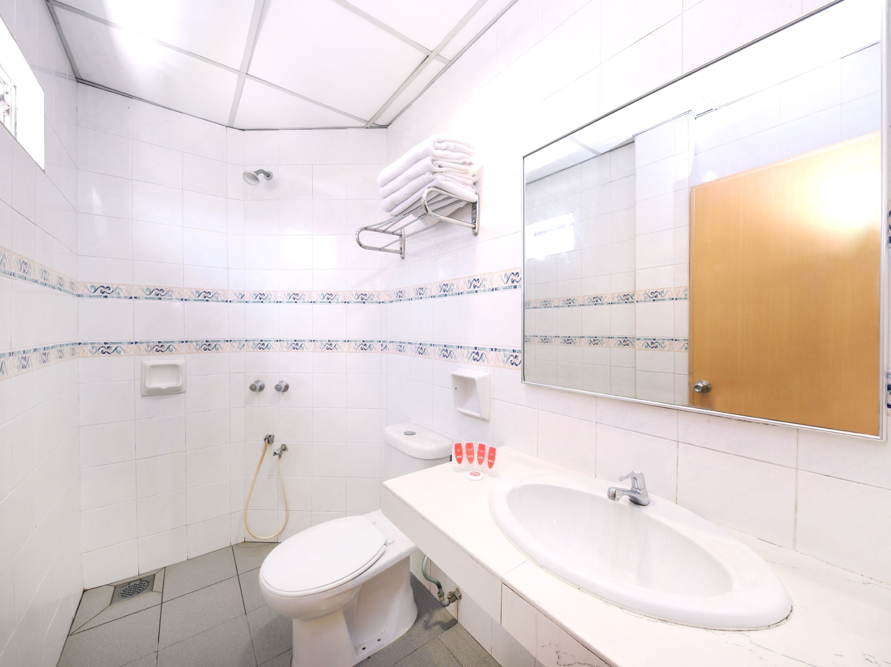 Family Suite | Bathroom