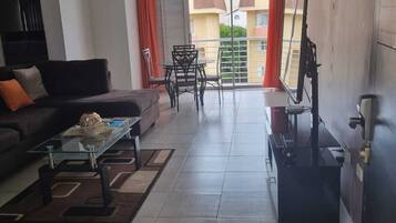 ์ด๊ทธ์ ํํฐ๋ธ ์ฝ๋, ํธ์ฌ์ด์ฆ์นจ๋ 1๊ฐ, ์ฅ์ ์ธ ์ง์, ๊ธ์ฐ | ๊ฑฐ์ค ๊ณต๊ฐ | ์ค๋งํธ TV