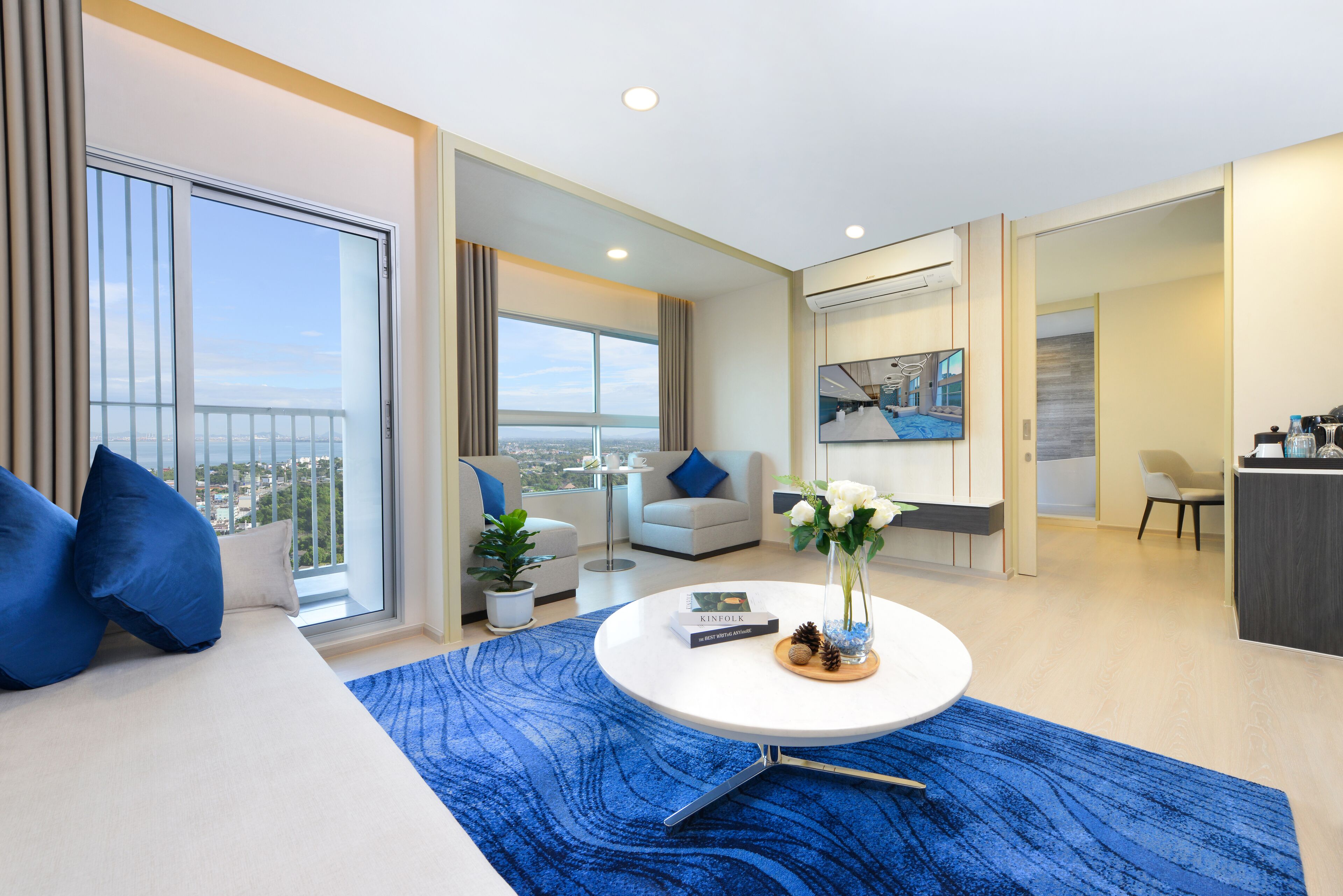 grand room, 1 king bed, city view | living area | 43-inch smart tv with cable channels, tv, ipod dock