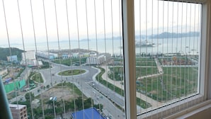 City view from property - Salito Apt Sea View in New Life Tower (Bai Chay)