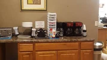Free daily continental breakfast