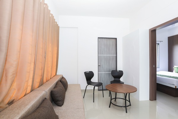 Quarto premium | Frigobar, individualmente mobiliados, escrivaninha