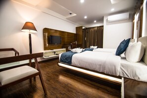 Executive Room - The White Tree Executive Suites (Bengaluru)