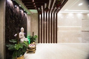 Lobby - The White Tree Executive Suites (Bengaluru)