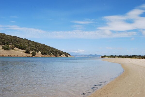 The Beach Homestead, 7 Bedroom | Beach/ocean view