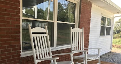 Retreat, Relax, Refresh in this cozy country home. <br>Dixon Springs Cabins