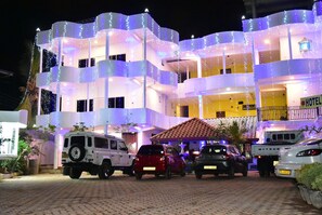 Front of property - Shamal Holiday Home (Anuradhapura)