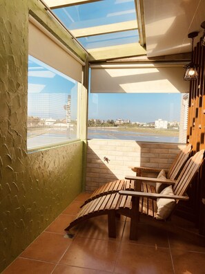 Quarto quádruplo luxo, 2 camas de casal, para não fumantes | Vista do quarto