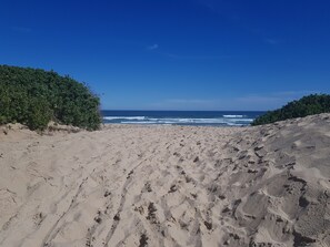 Beach - Pili Pili Beach Cabanas (Sedgefield)