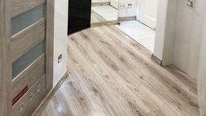 WiFi (free), bed sheets - Kopernia aparthment (Warsaw)
