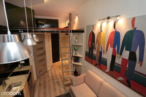 Apartment, Mezzanine | Private kitchen | Fridge, microwave, stovetop, dishwasher
