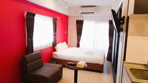 Standard Double Room | Desk, soundproofing, free WiFi, bed sheets - BiBi Hotel FUTENMA (Ginowan)