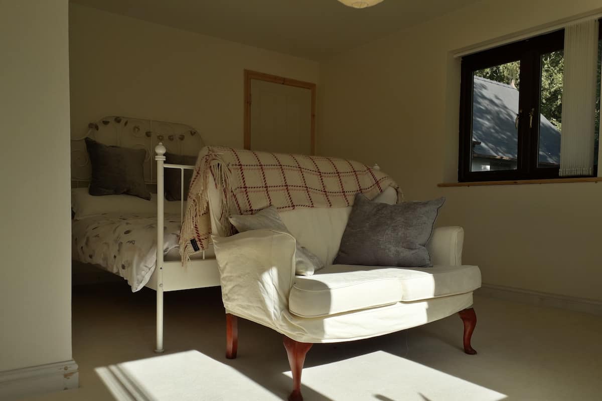 Double Room (Rhiannon)