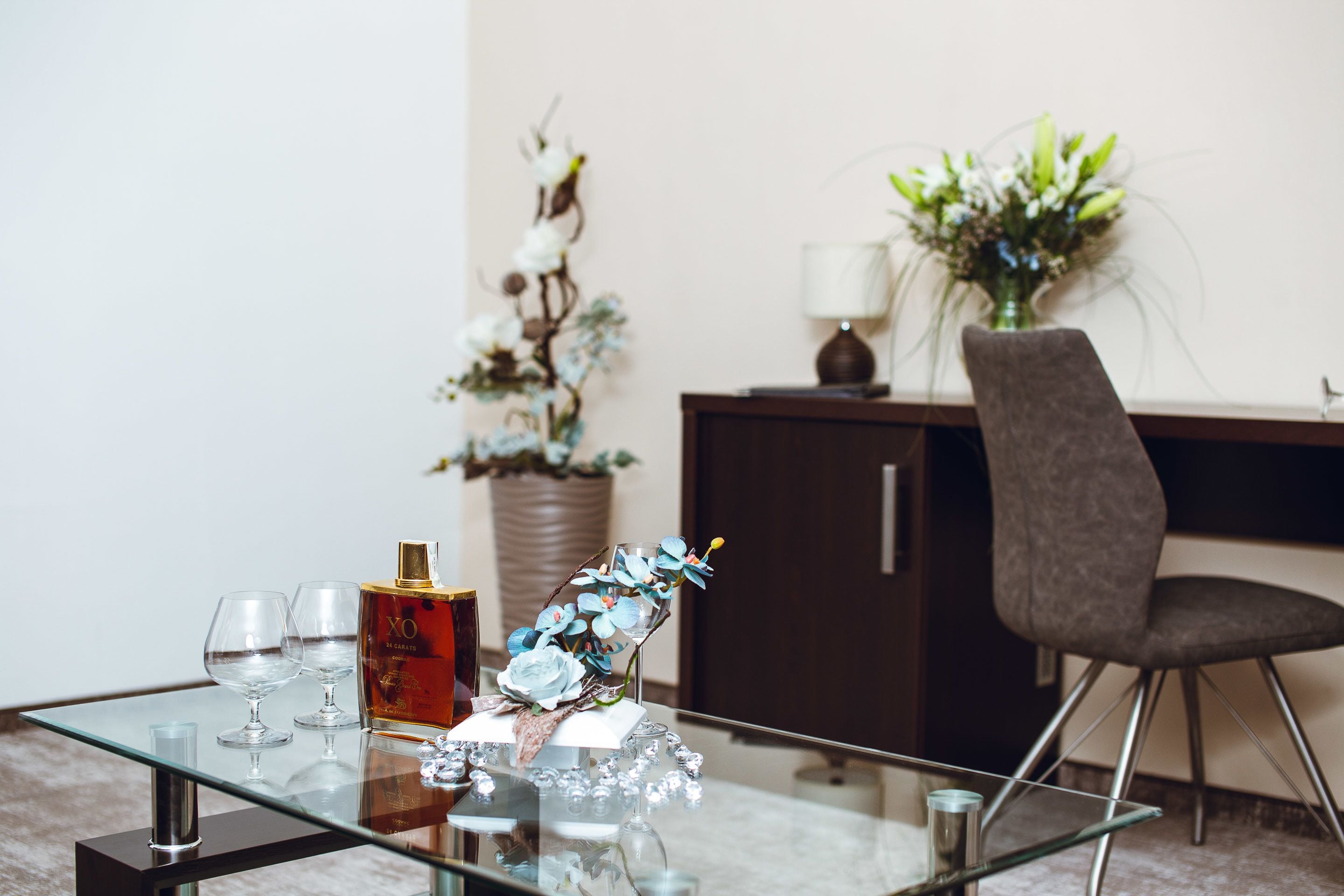 deluxe double room | 1 bedroom, select comfort beds, in-room safe, desk