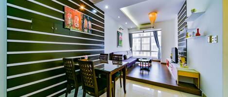 Familielejlighed - 2 soveværelser - byudsigt - i anneksbygning | Minibar, pengeskab på værelset, skrivebord, lydisolering