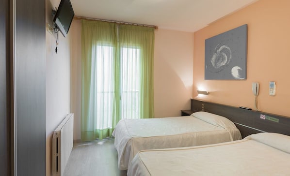 Chambres insonorisées, Wi-Fi gratuit, draps fournis